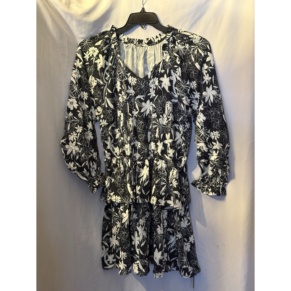 CUPSHE Black White Floral Peasant Dress Tiered Skirt Boho Size L NWT - Picture 2 of 8